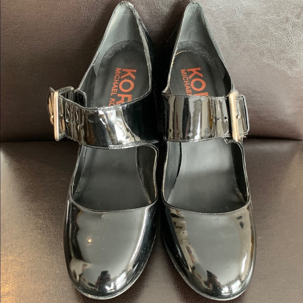 Michael Kors patent leather pumps size 8